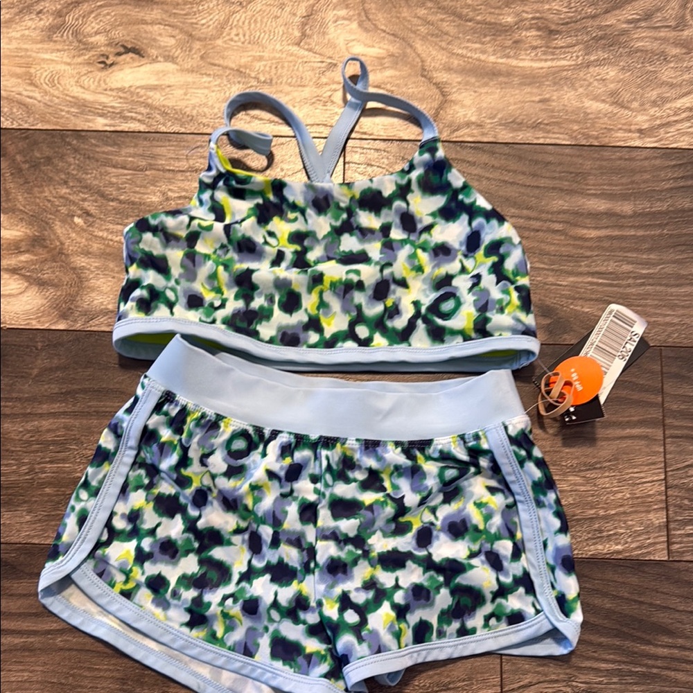 Ideology Sports Bra and Shorts Set Girls - top is Medium.  Bottom Small